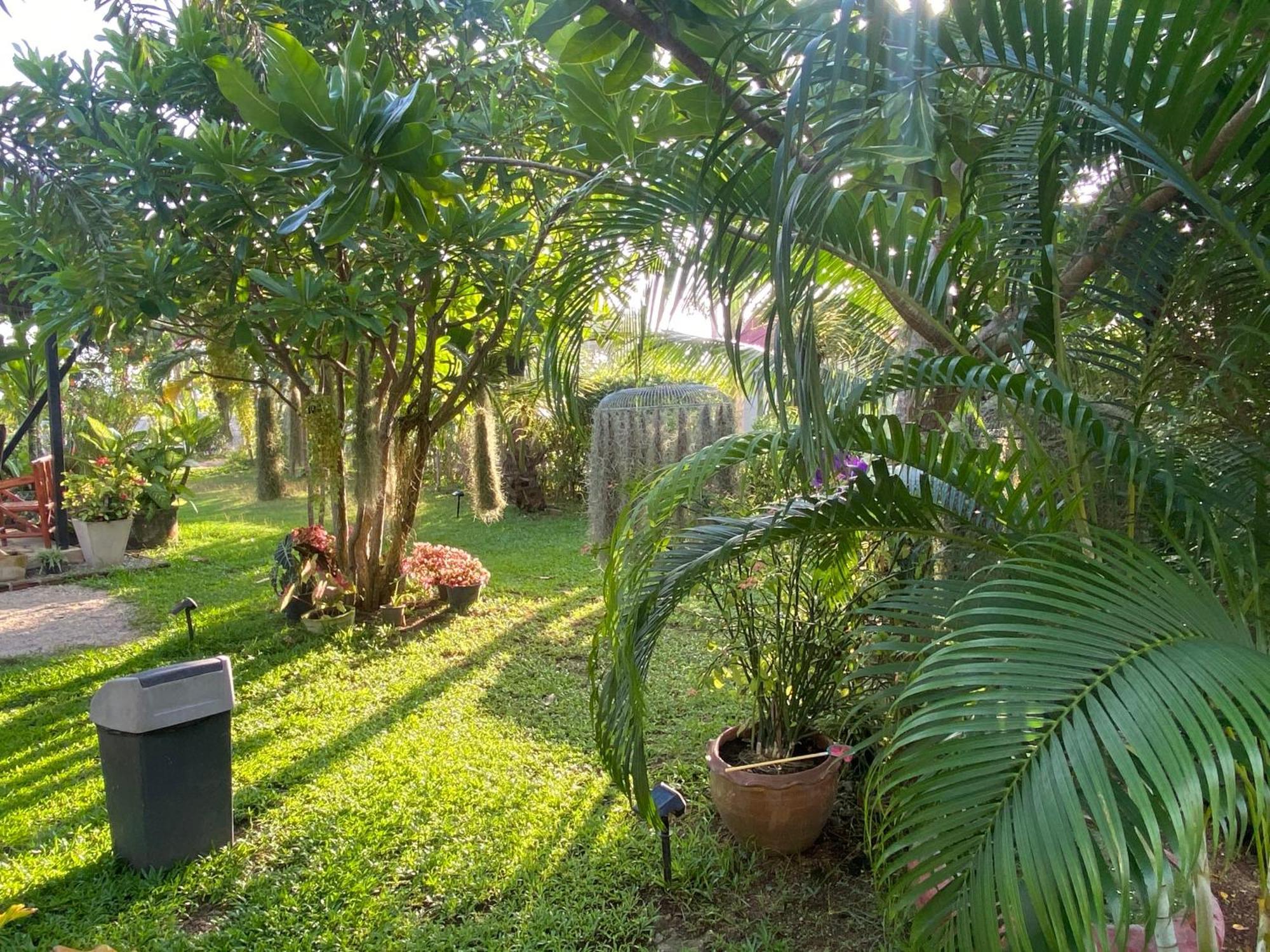 Phangan Hometown Resort - Adults Only Baan Tai Exterior foto