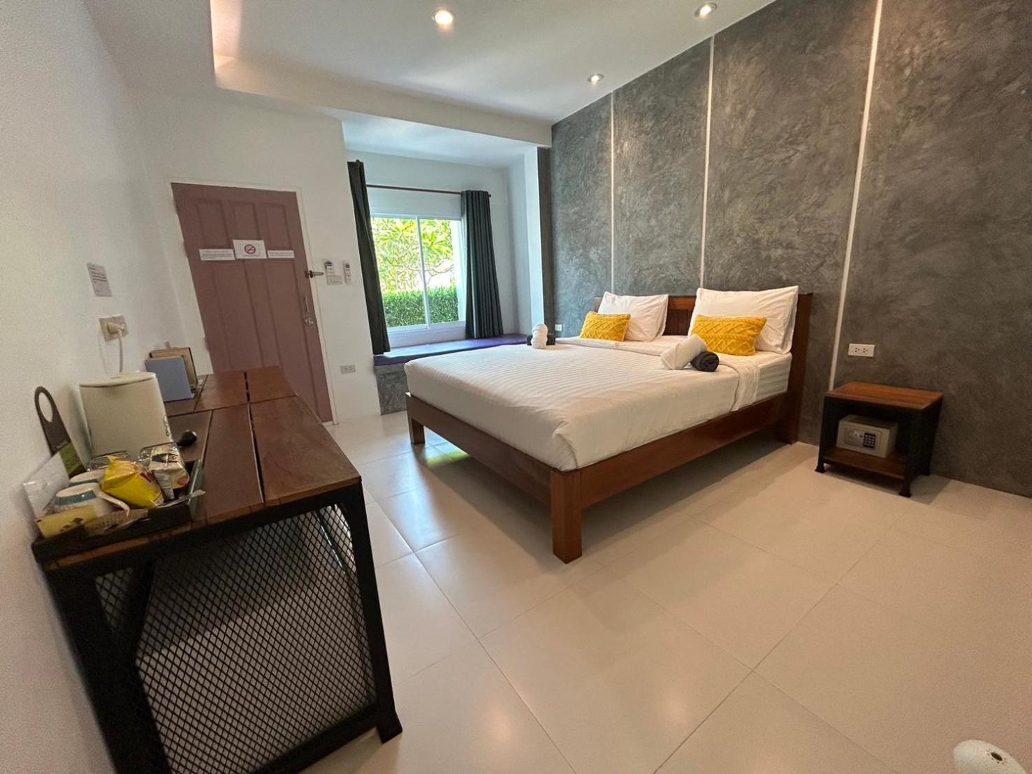 Phangan Hometown Resort - Adults Only Baan Tai Quarto foto